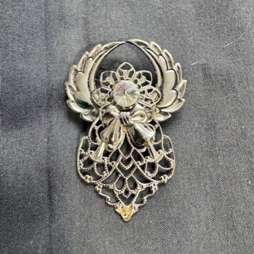 Vintage Jane 1997 AOL Silver Tone Lace Signed Guardian Angel Pin Brooch